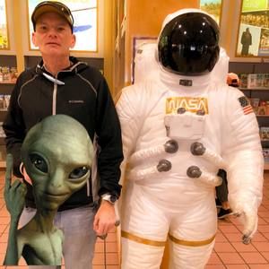 Meet your Posher, Scott